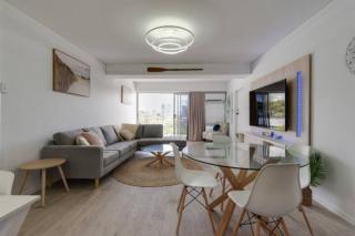 Burleigh Point Beach Vibes 2 bed - Gold Coast - 8