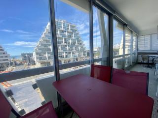 BEL APPARTEMENT CLIMATISE CENTRE VILLE T2 - 4 PERSONNES AVEC LOGGIA VUE SUR MER - La Grande-Motte - 9