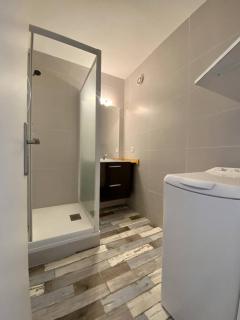 BEL APPARTEMENT CLIMATISE CENTRE VILLE T2 - 4 PERSONNES AVEC LOGGIA VUE SUR MER - La Grande-Motte - 7