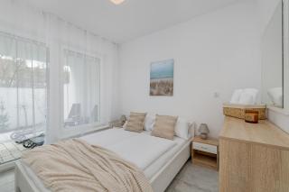 Family Apartments Herberta with Terrace and Parking by Rent like home - Świnoujście - 5