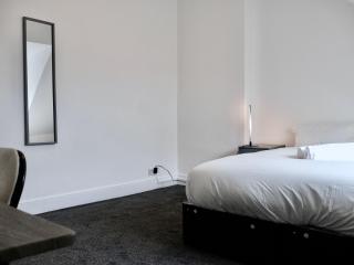 The Queen's Suite - Watford - 4