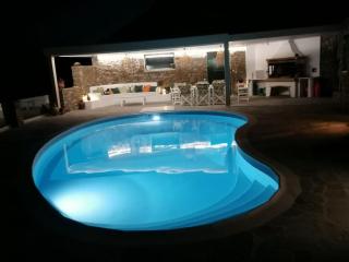 Villa Bella. Tranquil, exclusive, 4 bed, sea views - Naxos Chora - 8