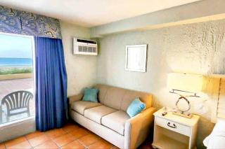Oceanfront. Ground Floor. Easily Accessible. - Myrtle Beach - 9