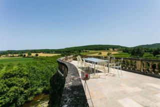 Majestic Castle near Lascaux Caves - Thonac - 6
