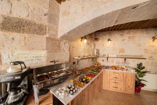 Ares Cave Suites - 1