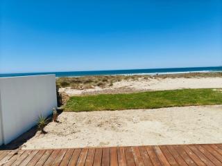 Golden Mile Beachfront Suncatcher cottage - St Helena Bay - 9