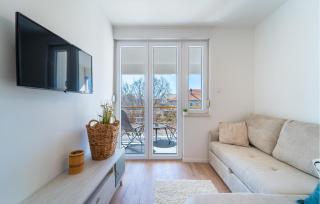 Cozy Apartment In Zadar With Wi-Fi - 8