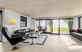 Awesome Home In Roslev With Kitchen - 8