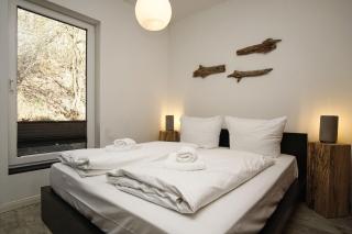 naturnah, mit Terrasse, Garten und Meerblick - Ferienwohnung auf dem Teschenberg - Middelhagen - 2