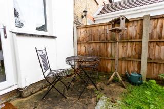 Apartment with Free parking - 6 min drive to beach! - Southend-on-Sea - 1