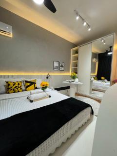 Studio a 300 Metros da Praia PJ335-817 - Rio de Janeiro - 0