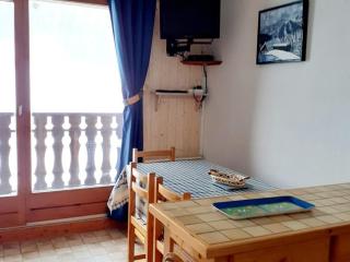 Studio avec balcon sud dans un écrin de verdure, Le Biot - FR-1-573-23 - Le Biot - 0