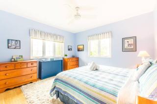 Updated Beach House Deck Outdoor Shower! - Chatham - 3