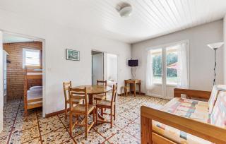 Stunning Home In Saint-Savinien - 8