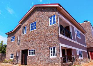 Douglas Court Accra-Fantastic Living 1,2,3-Beds in Adenta, 5star Service, Free Wifi, 30mins to Airport, by DLA - - 3