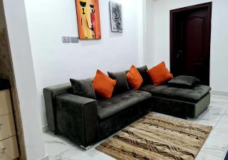 Douglas Court Accra-Fantastic Living 1,2,3-Beds in Adenta, 5star Service, Free Wifi, 30mins to Airport, by DLA - - 1