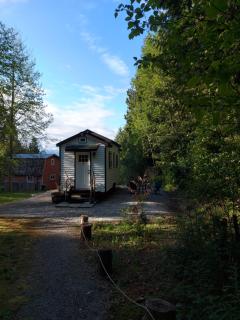 A Tiny Escape - Roberts Creek - 5