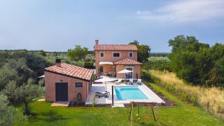 Gorgeous Villa Runka with private pool and wellness near Pula by WiiBuk - Muntić - 8