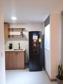 Cozy Apartment in Historic Prado with adjustable desk and 4K Monitor - Medellín - 8