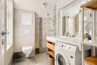 Dinbnb Apartments I 600m to Bryggen & 100m to the Mountain Hikes - Bergen - 5