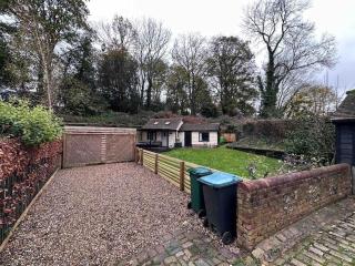 Muntjac Lodge, a cabin in heart of Chorleywood - 8
