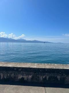 Walking steps from Lake Geneva - Lutry - 3