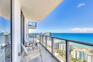 Exclusive Condo - Near Beach - Free Valet Parking - Hollywood - 0