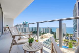 Awesome Ocean View and Amenities, Pools - 2 BR - Hollywood - 0