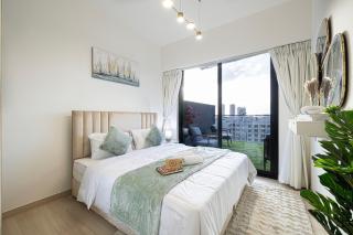 Spacious Balcony, 1BR, Pool, Full Kitchen at JVC - Dubai - 9