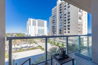 5 Tropical Oasis ROOFTOP infinity POOL Hot Tub on Hollywood Boardwalk - Hollywood - 6
