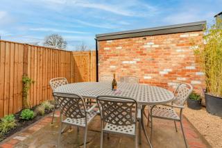 Norton Coach House - Cheltenham - 8