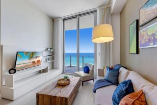 Beachfront Condo Front Oceanview Balcony Pools - Hollywood - 4