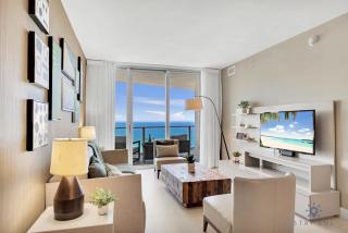Ocean View Balcony, Beachfront Resort, Amazing Pool - Hollywood - 2