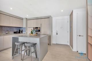 Sophisticated Coastal Haven, Parking Included - Hollywood - 7