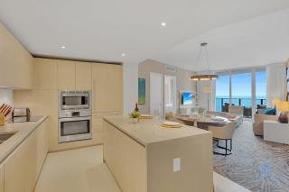 Insane Ocean View Balcony - Beachfront Condo - Pool - Hollywood - 2