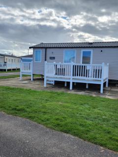 Laurel at Kingfisher dees caravan lettings - Ingoldmells - 3