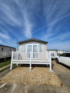Laurel at Kingfisher dees caravan lettings - Ingoldmells - 1