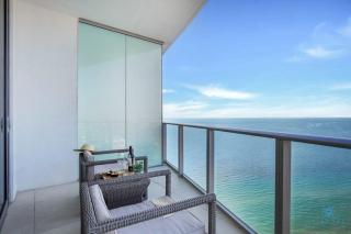 Upper Level Penthouse - Amazing Views Beach & Intracoastal - Hollywood - 0