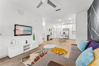 Complete Sleek Modern Apartment 10 Min to Parks Pets Allowed, Resort-Style Amenities - Orlando - 7