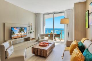 Ocean View Balcony, Beachfront Resort, Pools, Gym - Hollywood - 2