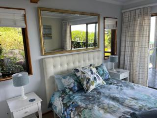 Peaceful guest suite with balcony views and garden setting - Brenton-on-Sea - 1