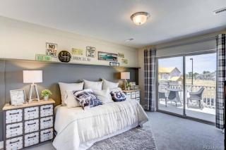 Stunning Golf Course View in Denver - 1