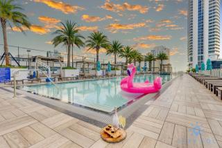 Oceanfront Oasis, Luxury, Sunrise Views, Resort - Hollywood - 3