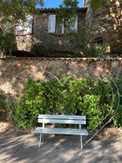 T3 Vignes & Terrasse 25 m2 au calme - Vue verdoyante - À 7 min de la plage - Parking Gratuit - La Croix-Valmer - La Croix-Valmer - 7