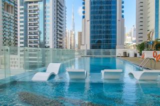 Frank Porter - Bayz Tower by Danube - Dubai - 0