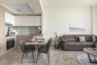 Frank Porter - Majestique Residence 2 - Dubai - 8