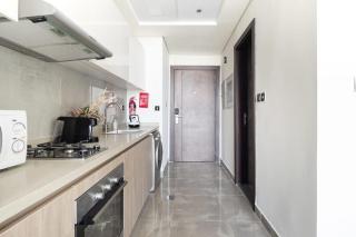 Frank Porter - Majestique Residence 2 - Dubai - 1