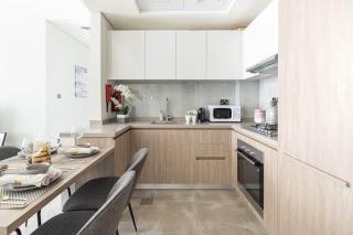 Frank Porter - Majestique Residence 2 - Dubai - 4