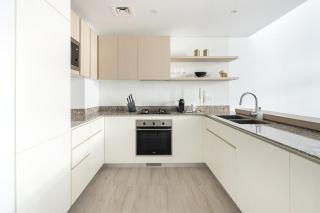 Frank Porter - Belgravia 3 - 5