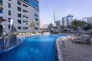 Stylish Stayz beautiful modern apartment with Burj Khalifa views - 9